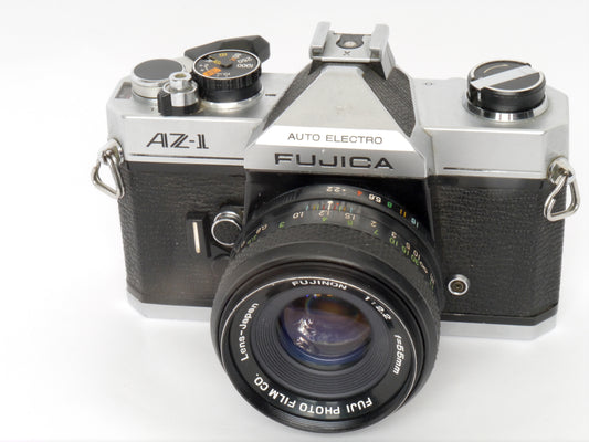 Fujica AZ-1 Gehäuse mit Fujinon 2,2/ 55mm und Suntar 2,8/ 135mm Tele mit WEP 2 x Teleconverter– guter Zustand