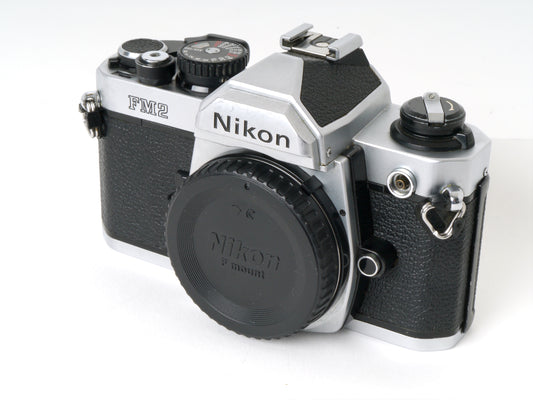 Nikon FM2 Gehäuse, silber – Gut