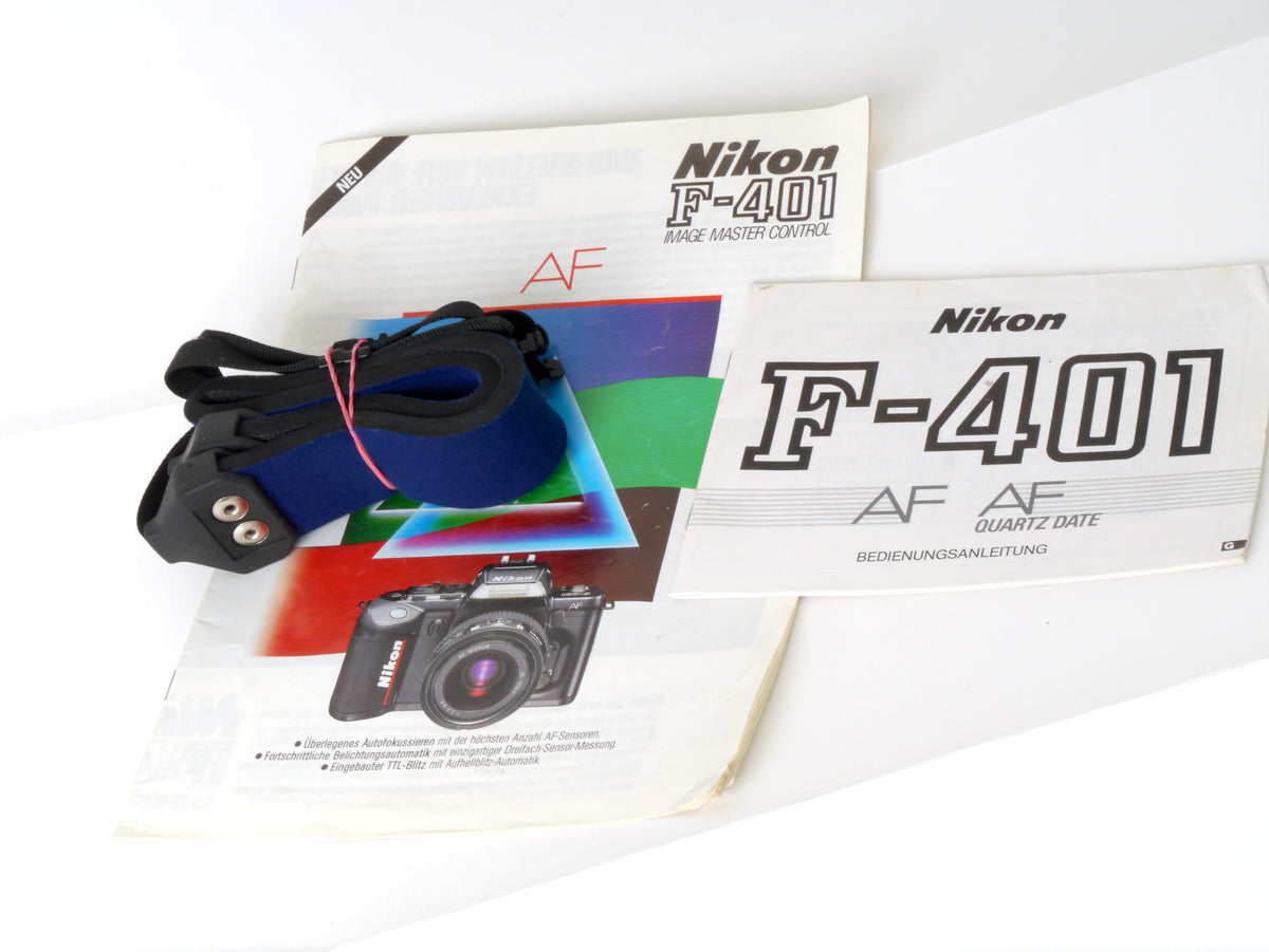 Nikon F-401 Gehäuse mit Sigma Flash 280 NA Blitzgerät – Sehr gut