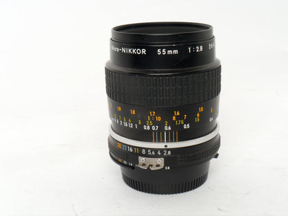 Nikon MF 2,8/55 mm AiS Micro-Nikkor – sehr guter Zustand