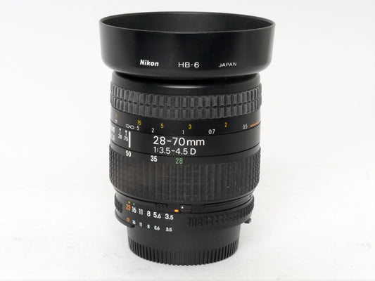 Nikon AF 3,5–4,5/28–70 mm D – sehr guter Zustand