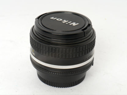 Nikon MF 1,8/50 mm AiS – sehr guter Zustand