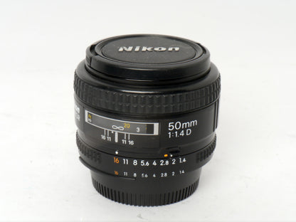 Nikon AF 1,4/50 mm D – sehr guter Zustand