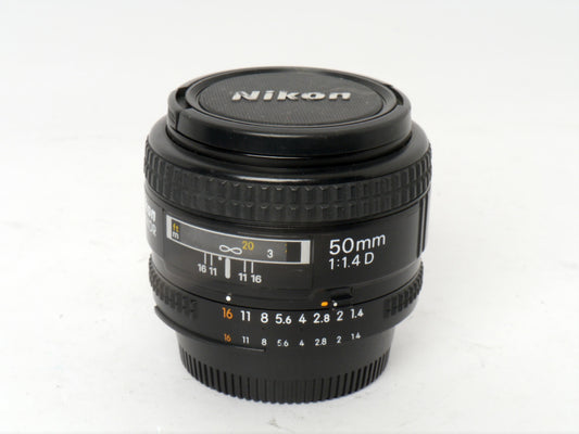 Nikon AF 1,4/50 mm D – sehr guter Zustand