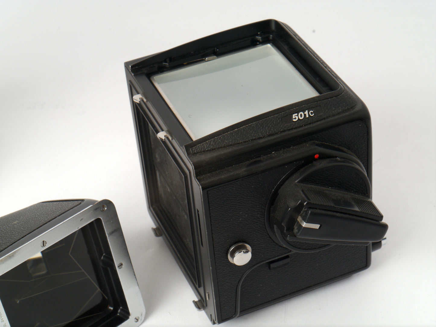 Hasselblad 501C Gehäuse mit Zeiss S-Planar 5,6/120 mm, A12 Magazin und NC2 Prisma – sehr guter Zustand