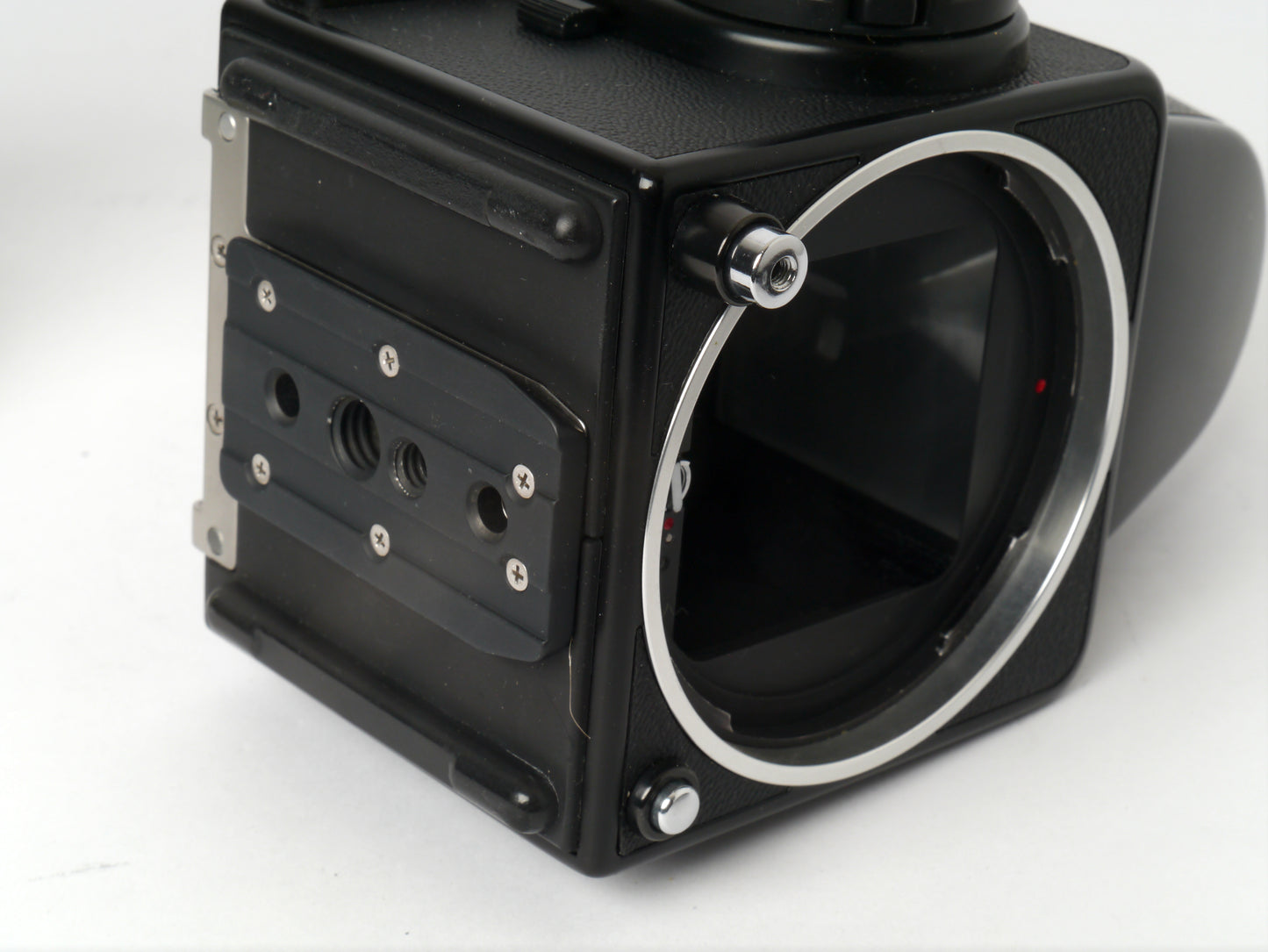 Hasselblad 501C Gehäuse mit Zeiss S-Planar 5,6/120 mm, A12 Magazin und NC2 Prisma – sehr guter Zustand