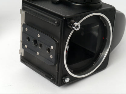 Hasselblad 501C Gehäuse mit Zeiss S-Planar 5,6/120 mm, A12 Magazin und NC2 Prisma – sehr guter Zustand