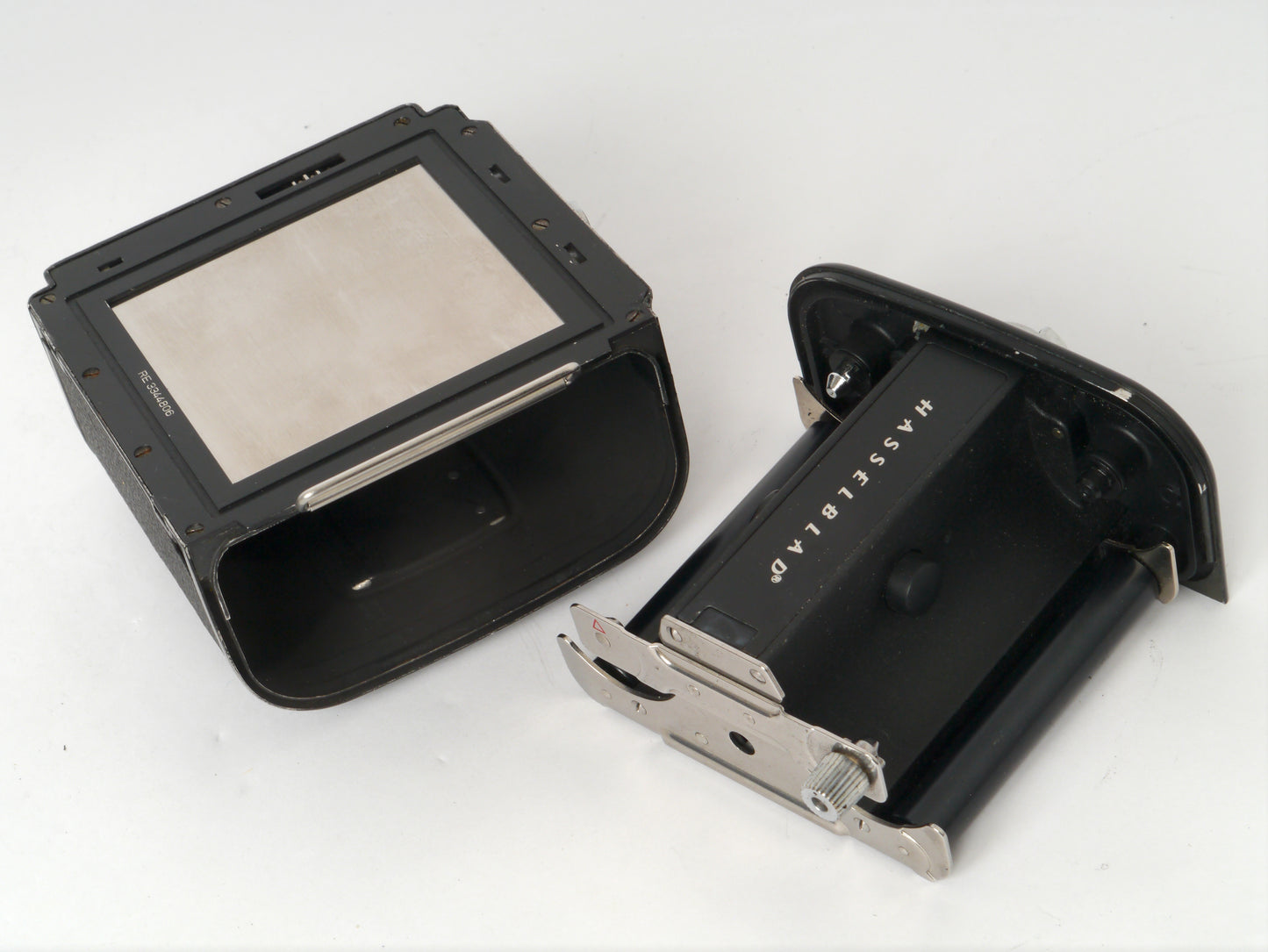 Hasselblad 501C Gehäuse mit Zeiss S-Planar 5,6/120 mm, A12 Magazin und NC2 Prisma – sehr guter Zustand