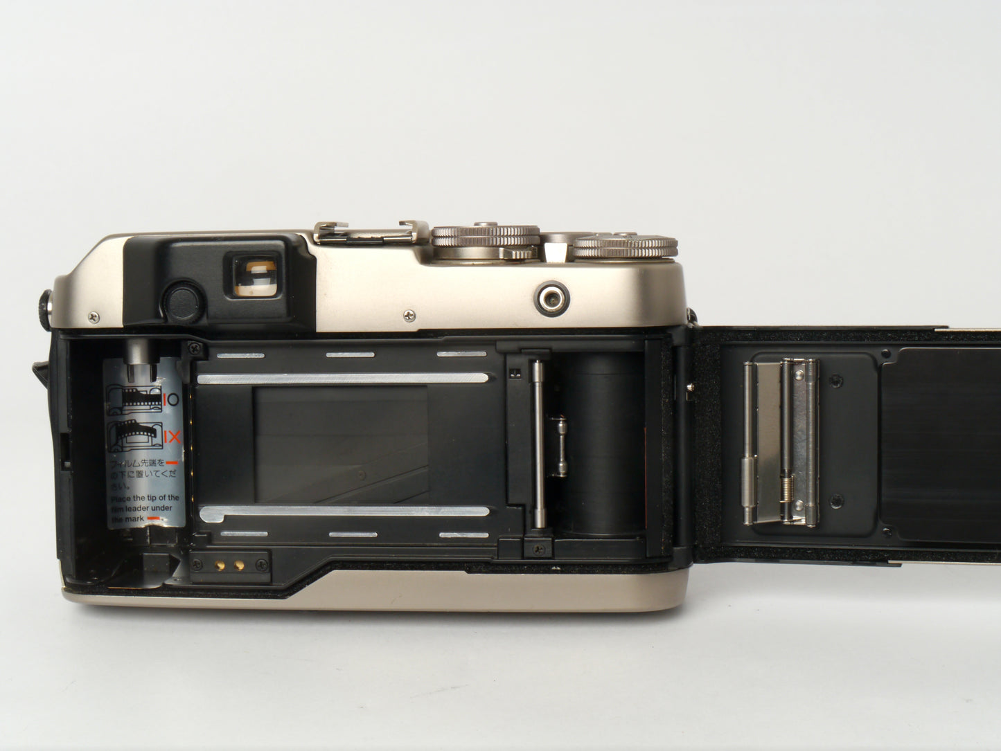 Contax G1 Kamera mit Planar 2/45 mm T* – sehr guter Zustand