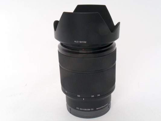 Sony FE 3,5–5,6/28–70 mm OSS Objektiv – sehr guter Zustand