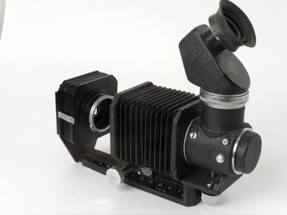 Leica Visoflex I Spiegelkasten Art. PLOOT mit 45° 4× Lupe Art. PEGOO, original Doppeldrahtauslöser– sehr guter Zustand