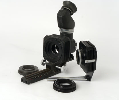Leica Visoflex I Spiegelkasten Art. PLOOT mit 45° 4× Lupe Art. PEGOO, original Doppeldrahtauslöser– sehr guter Zustand