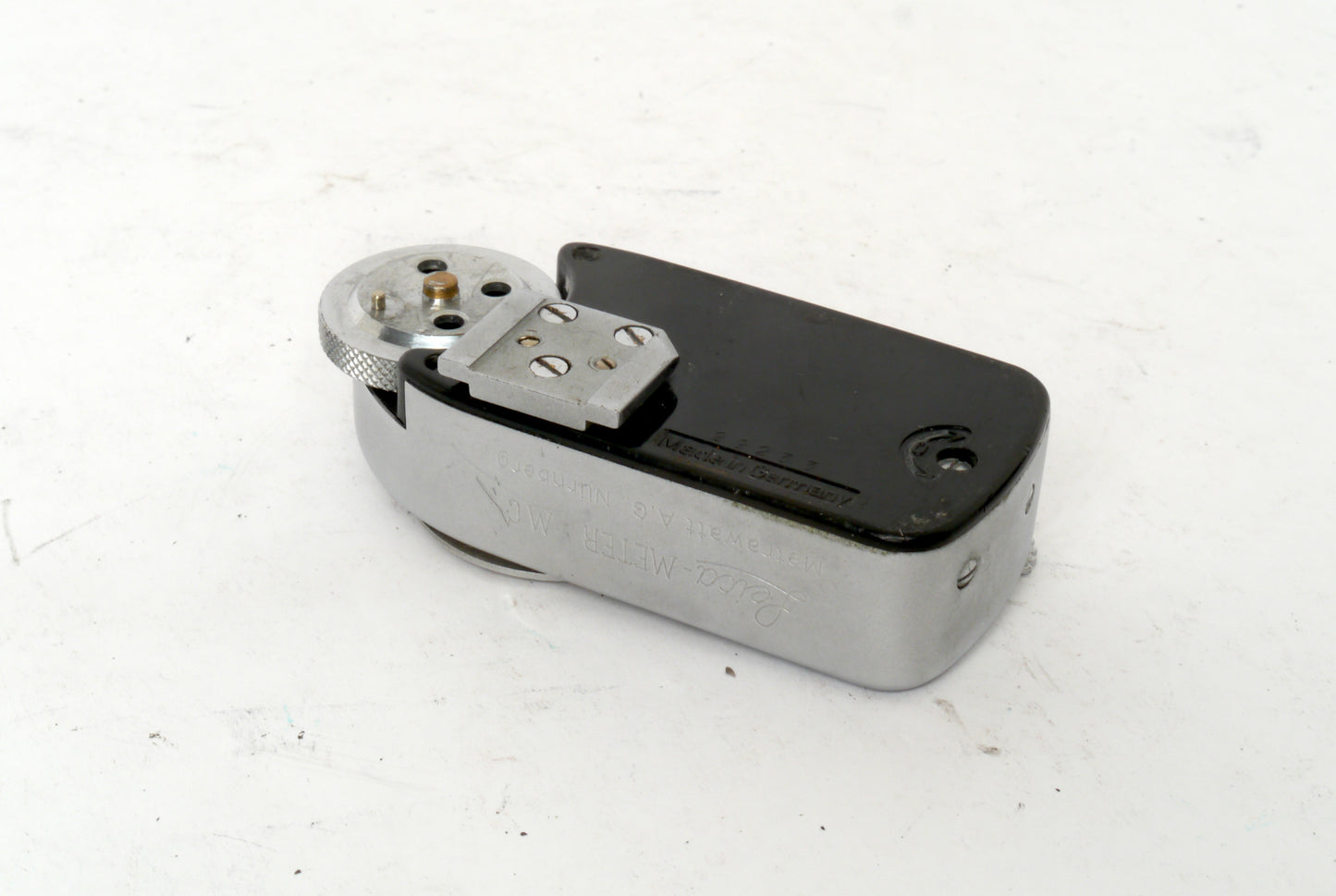 Leica M2 Gehäuse chrom 2. Ausführung “lever rewind” mit Leicameter MC – guter Zustand