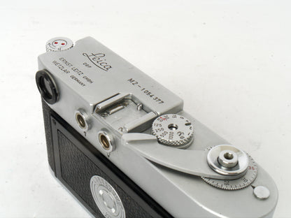 Leica M2 Gehäuse chrom 2. Ausführung “lever rewind” mit Leicameter MC – guter Zustand