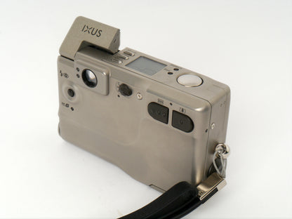 Canon Ixus APS-C Kamera – sehr guter Zustand