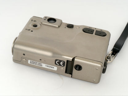 Canon Ixus APS-C Kamera – sehr guter Zustand