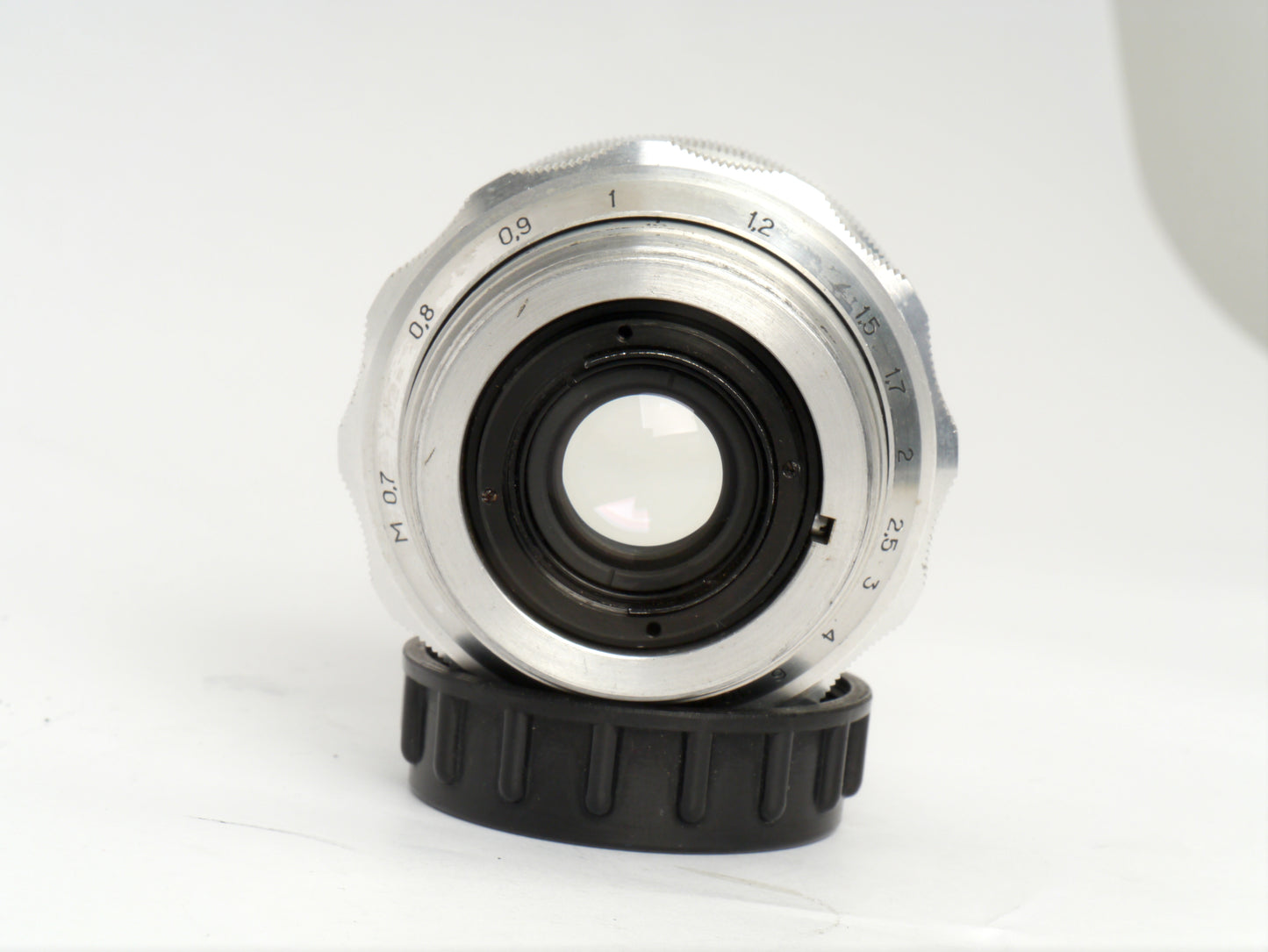 KMZ Mir M42 Gewinde 2,8/35 mm chrom – Version „Grand Prix Brussels 1958“ – guter Zustand