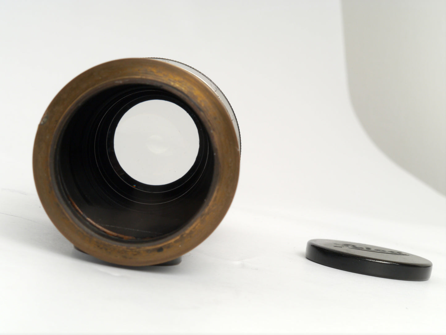 Leica Elmar M 39 Gewinde 4,5/ 135 mm nickel– Rarität, außergewöhnlich guter Zustand