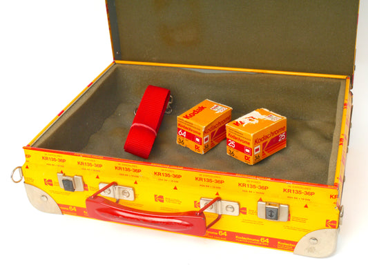 Kodak Koffer mit Kodachrome 64 Motiven – guter Zustand