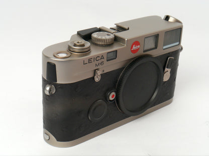 Leica M6 Titan Gehäuse Art. 10412 – sehr guter Zustand