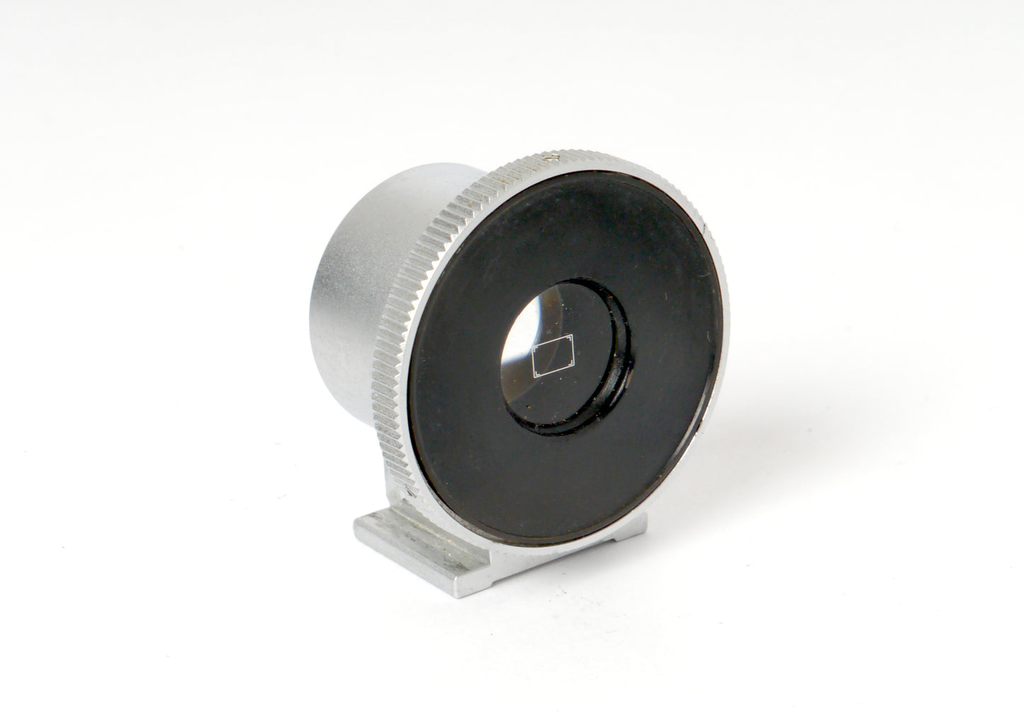 Leica Sucher SVGOO chrom 9 cm – guter Zustand