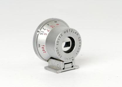 Leica Sucher SHOOC 135mm chrom – guter Zustand