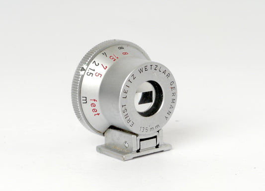 Leica Sucher SHOOC 135mm chrom – guter Zustand