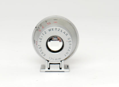 Leica Sucher SHOOC 135mm chrom – guter Zustand