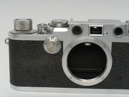 Leica IIIf chrom red Dial Gehäuse Art. LOOHW – sehr guter Zustand