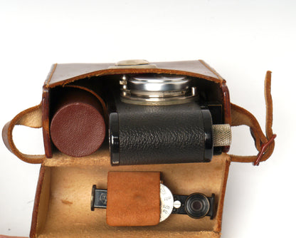 Leica Standard ( ModeI E ) mit Elmar 3,5/ 5 cm nickel – guter Zustand