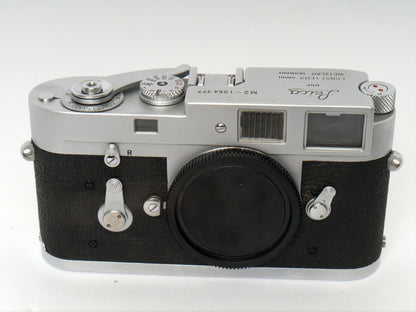 Leica M2 Gehäuse chrom 2. Ausführung “lever rewind” mit Leicameter MC – guter Zustand