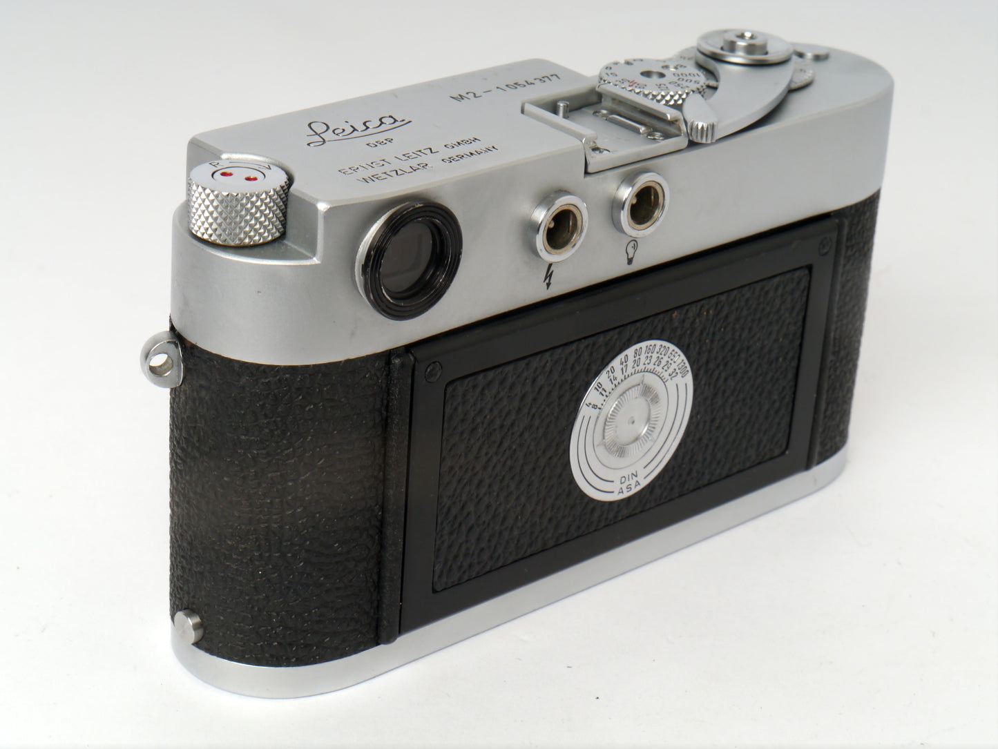 Leica M2 Gehäuse chrom 2. Ausführung “lever rewind” mit Leicameter MC – guter Zustand