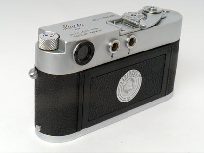 Leica M2 Gehäuse chrom 2. Ausführung “lever rewind” mit Leicameter MC – guter Zustand