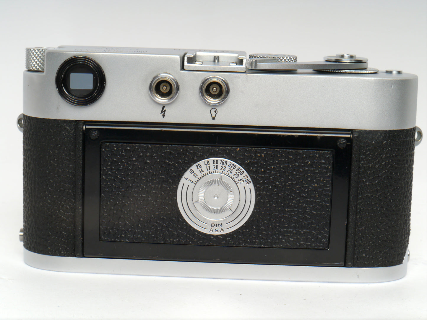 Leica M2 Gehäuse chrom 2. Ausführung “lever rewind” mit Leicameter MC – guter Zustand