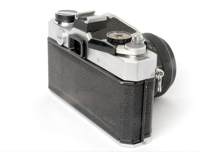 Fujica AZ-1 Gehäuse mit Fujinon 2,2/ 55mm und Suntar 2,8/ 135mm Tele mit WEP 2 x Teleconverter– guter Zustand