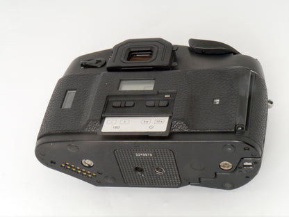 Leica R 8 Gehäuse schwarz Art. 10081 – guter Zustand
