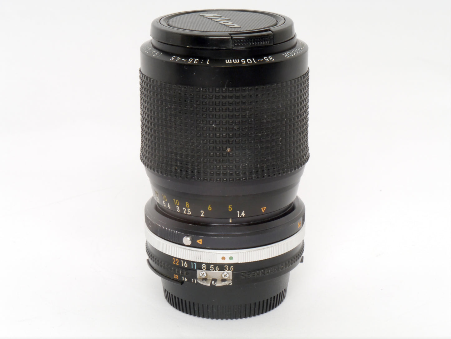 Nikon MF 3,5/ 35-105mm AIS – guter Zustand