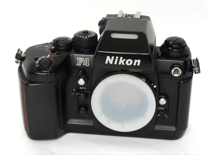 Nikon F 4 Gehäuse – guter Zustand