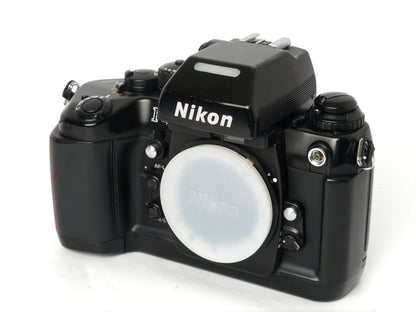 Nikon F 4 Gehäuse – guter Zustand