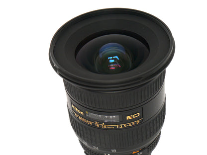 Nikon AF 3,5-4,5/ 18-35mm D, ED – guter Zustand