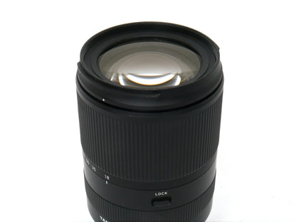 Tamron AF 3,5-6,3/ 18-300mm Di III-A VC VXD für Fujifilm X Anschluss – wie neu