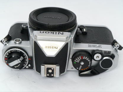 Nikon FE 2 Gehäuse chrom – sehr guter Zustand