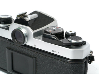 Nikon FE 2 Gehäuse chrom – sehr guter Zustand