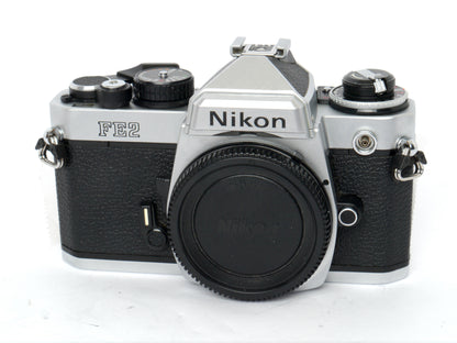 Nikon FE 2 Gehäuse chrom – sehr guter Zustand