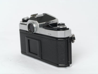 Nikon FE 2 Gehäuse chrom – sehr guter Zustand