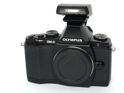 Olympus OM-D E-M5 Gehäuse schwarz – sehr guter Zustand