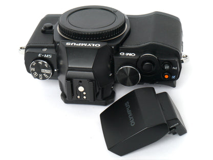 Olympus OM-D E-M5 Gehäuse schwarz – sehr guter Zustand