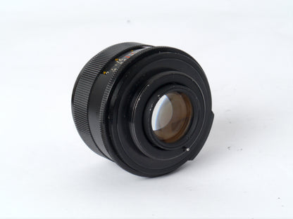 Yashica TL -Super Gehäuse mit Yashinon DX 1,7/ 50mm und Revuetron 34T Elektronenblitzgerät – guter Zustand