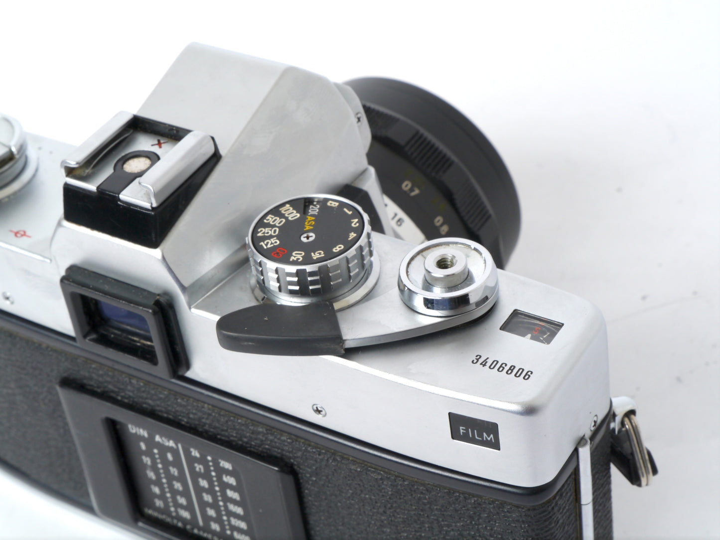 Minolta SRT 303 b Gehäuse chrom mit MC Rokkor-PF 1,7/ 55mm – guter Zustand