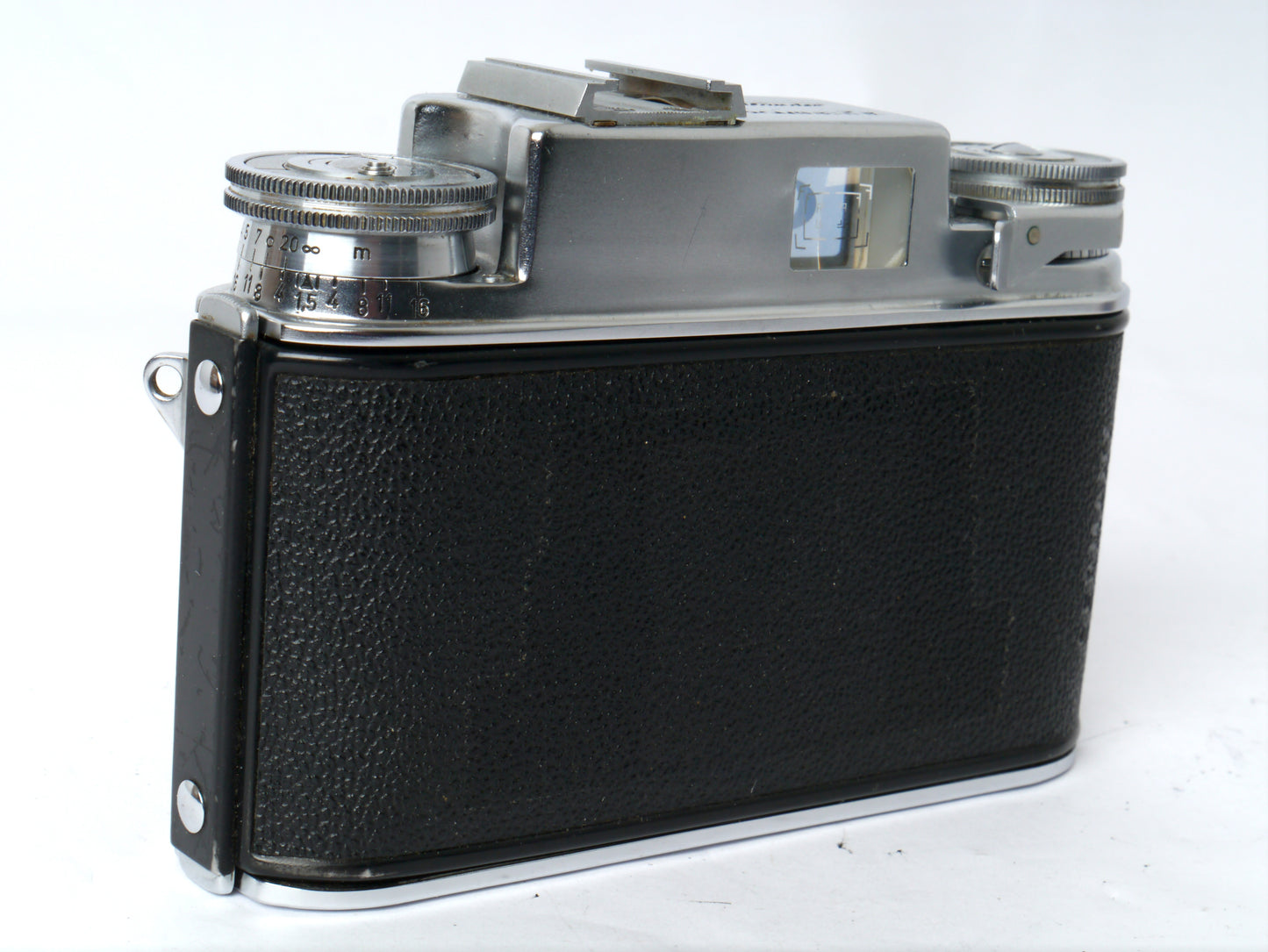 Voigtländer Prominent Gehäuse Art. 124/ mit Ultron 2/ 50mm, Telomar 5,5/ 100mm, Skoparon 3,5/ 35mm, Spiegelreflexeinheit mit 2 Sucherlupen – sehr gut